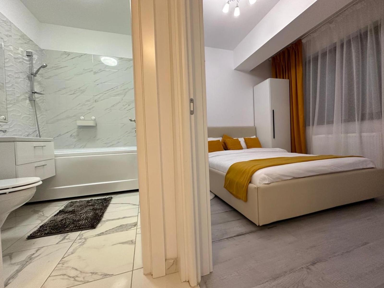 Nice Home For Your Family Яссы Экстерьер фото