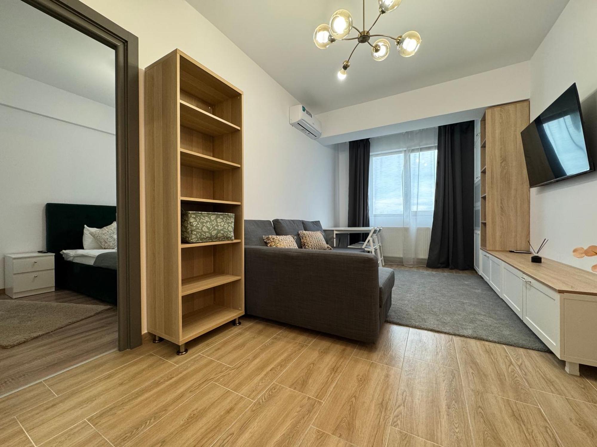 Nice Home For Your Family Яссы Экстерьер фото